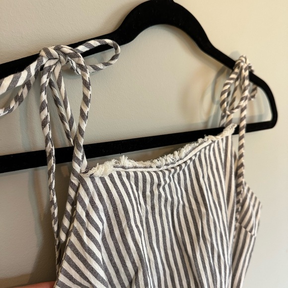 Harper & Me Striped Romper - Picture 3 of 7